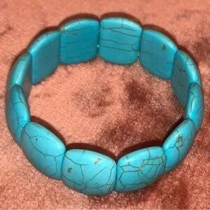 Elegant Turquoise Beaded Bracelet